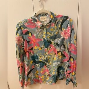 Sezane Pierro shirt, US6 great condition